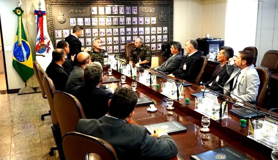 Audiência institucional na sede do Comando do Exército