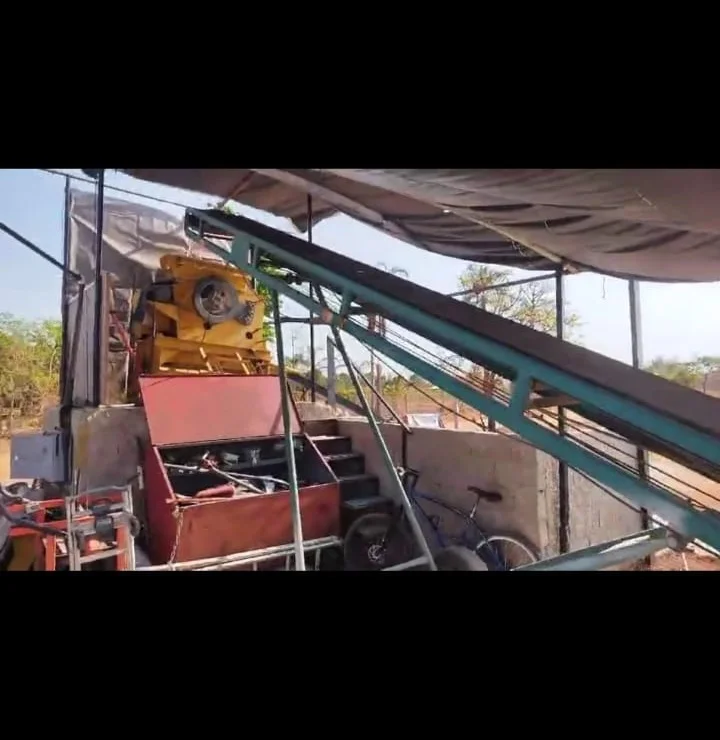 Britador — Esmagamento de Entulho