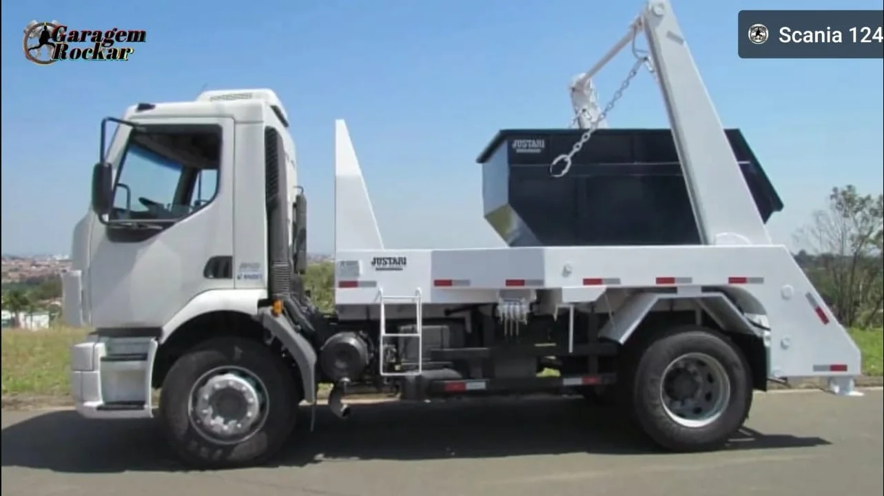 Caminhão Scania com Poliguindaste — Coleta de Resíduos