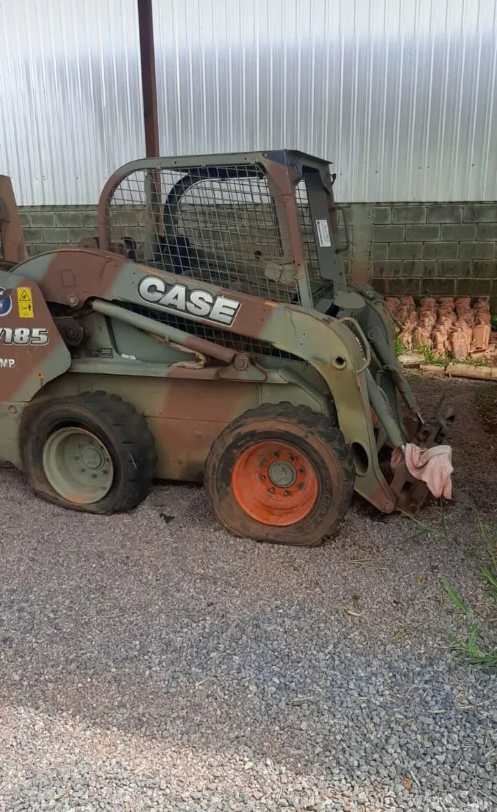 Trator de Apoio para Unidade de Trituração